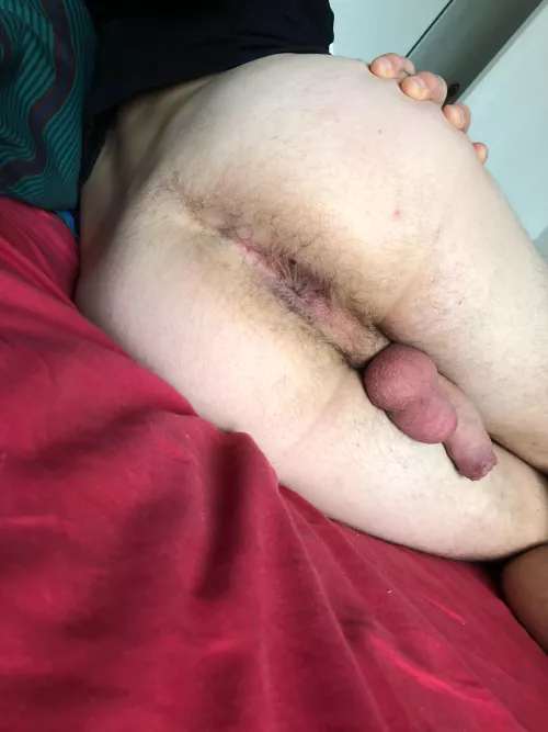 Rub your cock all over by levis668