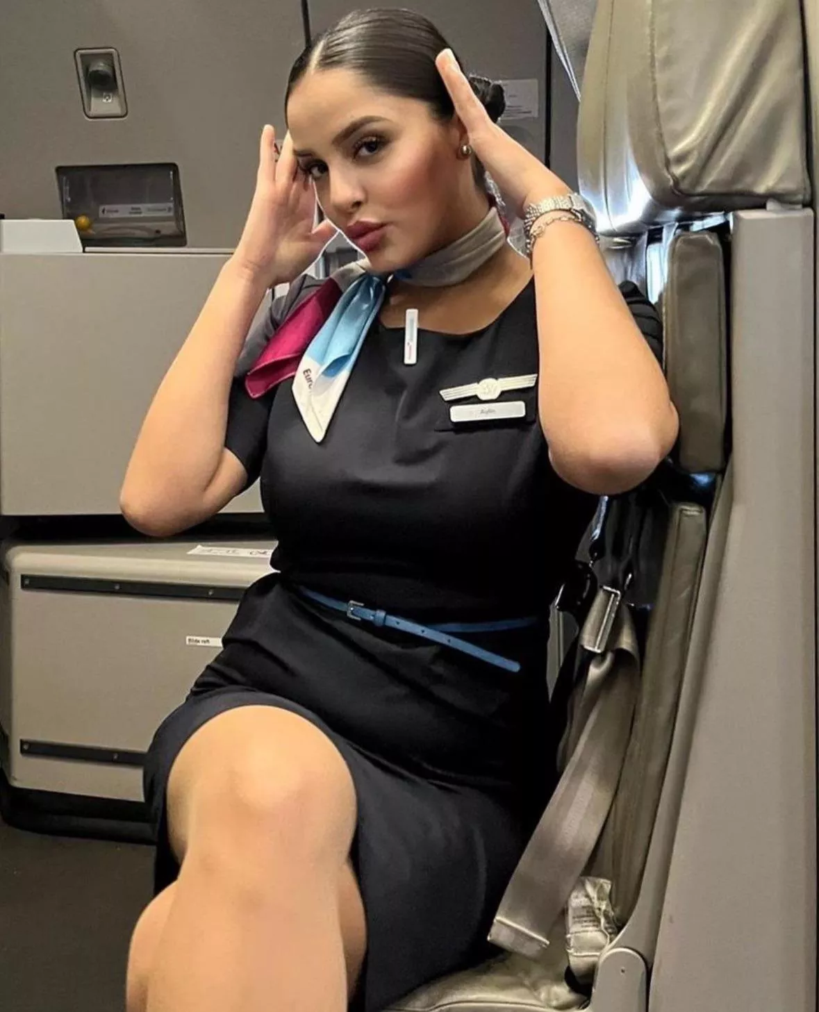 Sky queen 🇩🇪 posted by IkarusAndTheSun