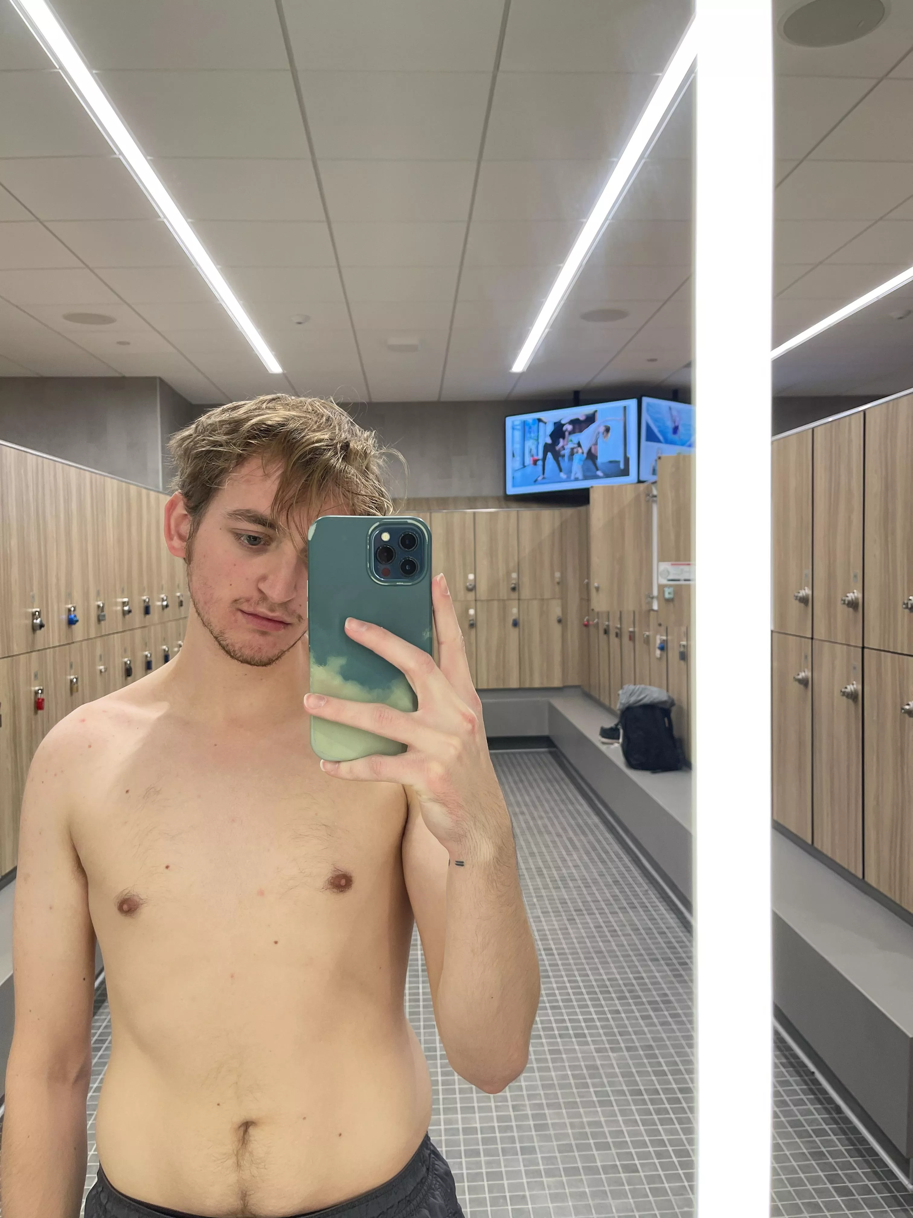 trying to take pics of my progress and two guys started laughing 💀 posted by depressedacctstudent