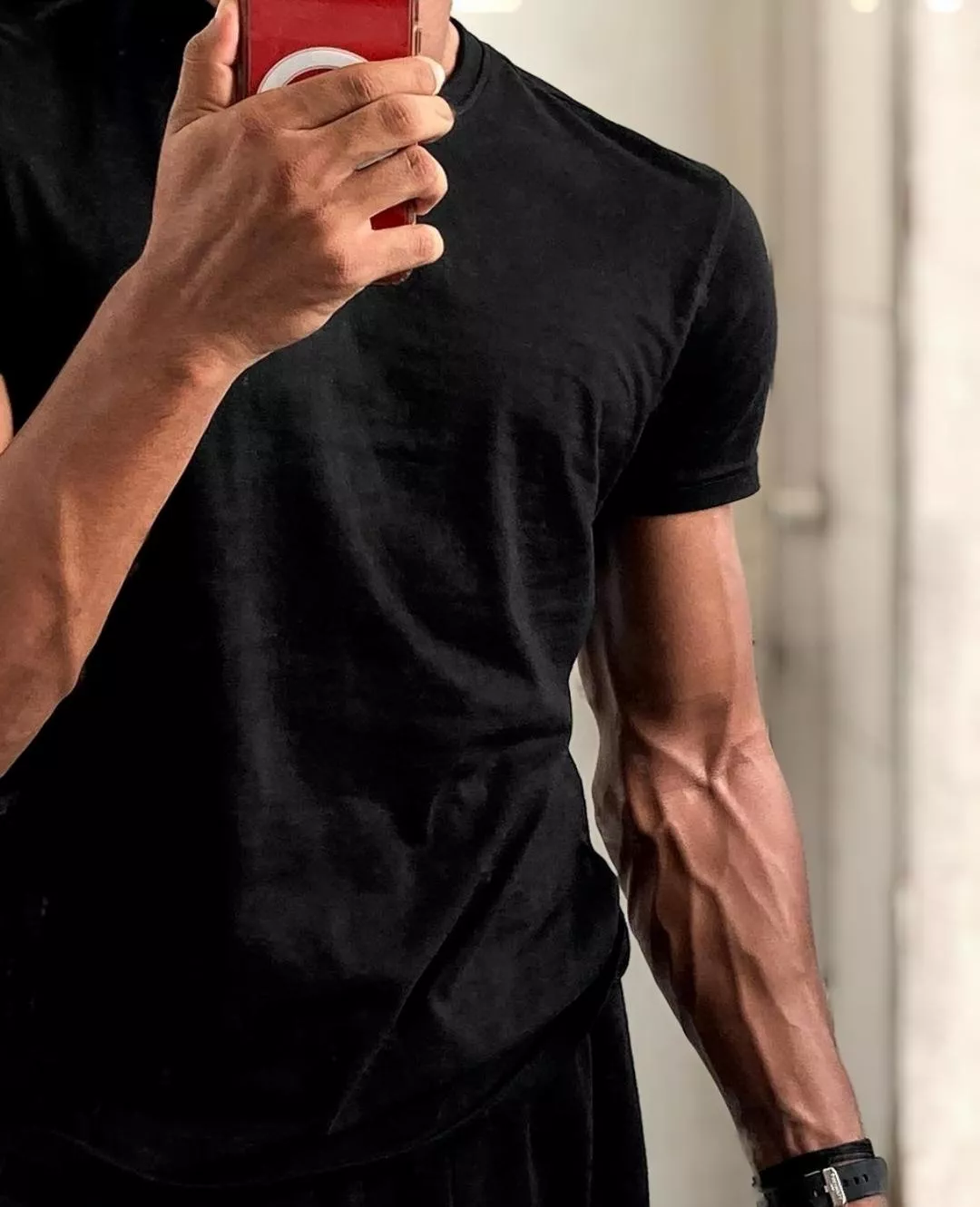 veins that run straight to my heart posted by mxlten-chxcxlate