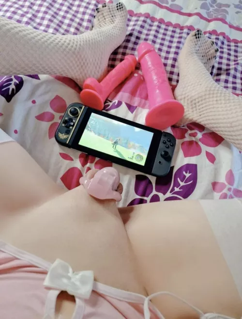 Which toy should i play with by Luvvvvalot