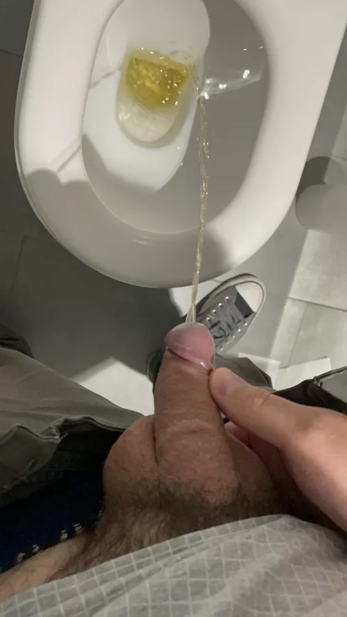 Work piss Aussie guy 37 years old by dadhunteraus