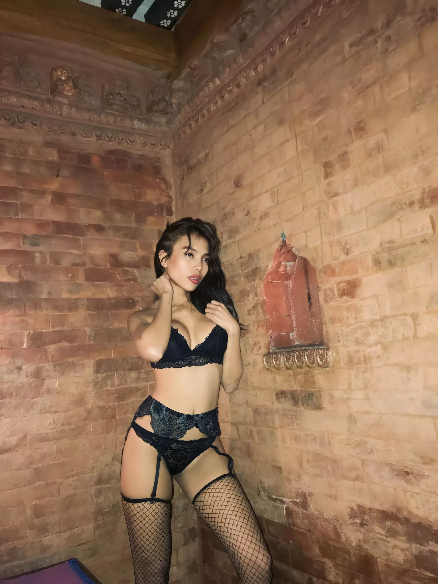 Can't resist this Asian body? Come grab a feel! 🍑 posted by essanirvana