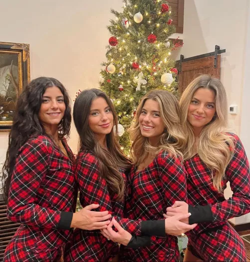 Christmas babes by burlykernel