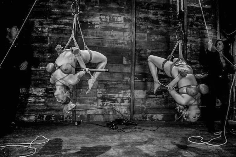 Dee & Katie by sunnymirte