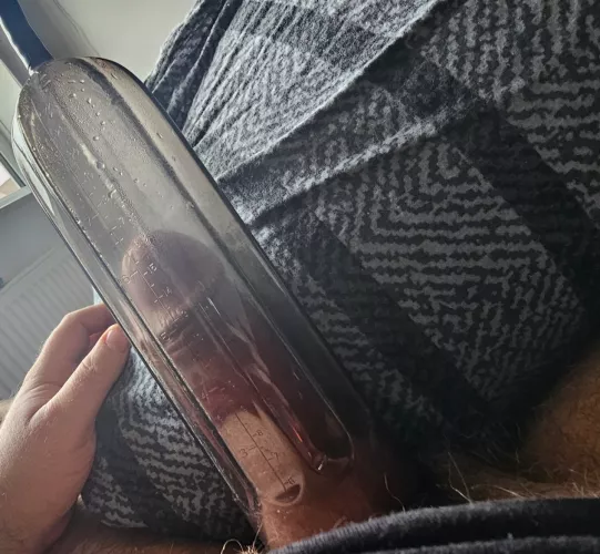 Despite owning a penis pump for several years, never used it consistently I am after some advice from the wise ones. Optimal routines, for all over plumpness rather than the dreaded doughnut [just behind helmut/head] and how to prolong the plumpness. Rea by Chimp_on_Viagra