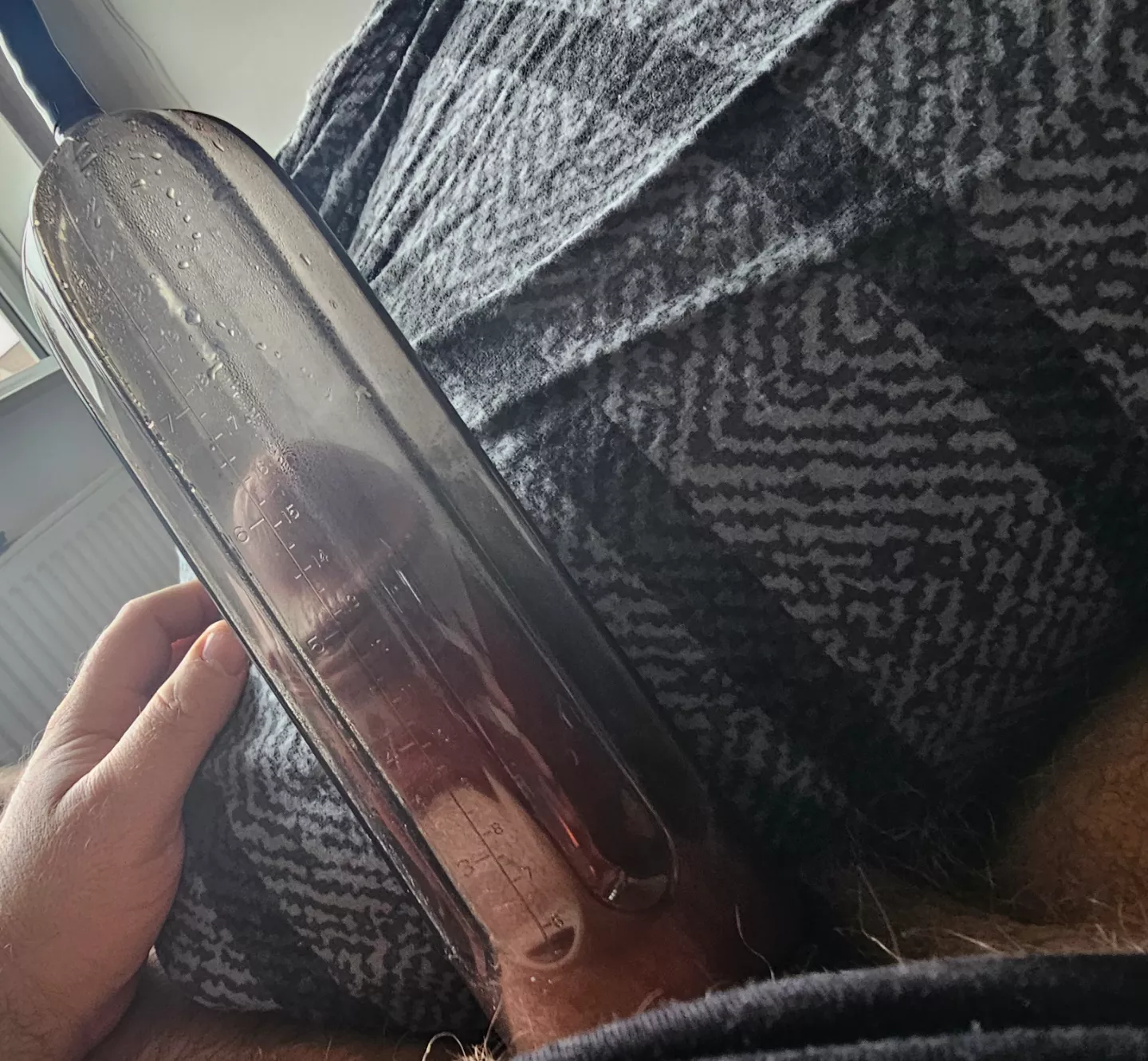 Despite owning a penis pump for several years, never used it consistently I am after some advice from the wise ones. Optimal routines, for all over plumpness rather than the dreaded doughnut [just behind helmut/head] and how to prolong the plumpness. Rea posted by Chimp_on_Viagra