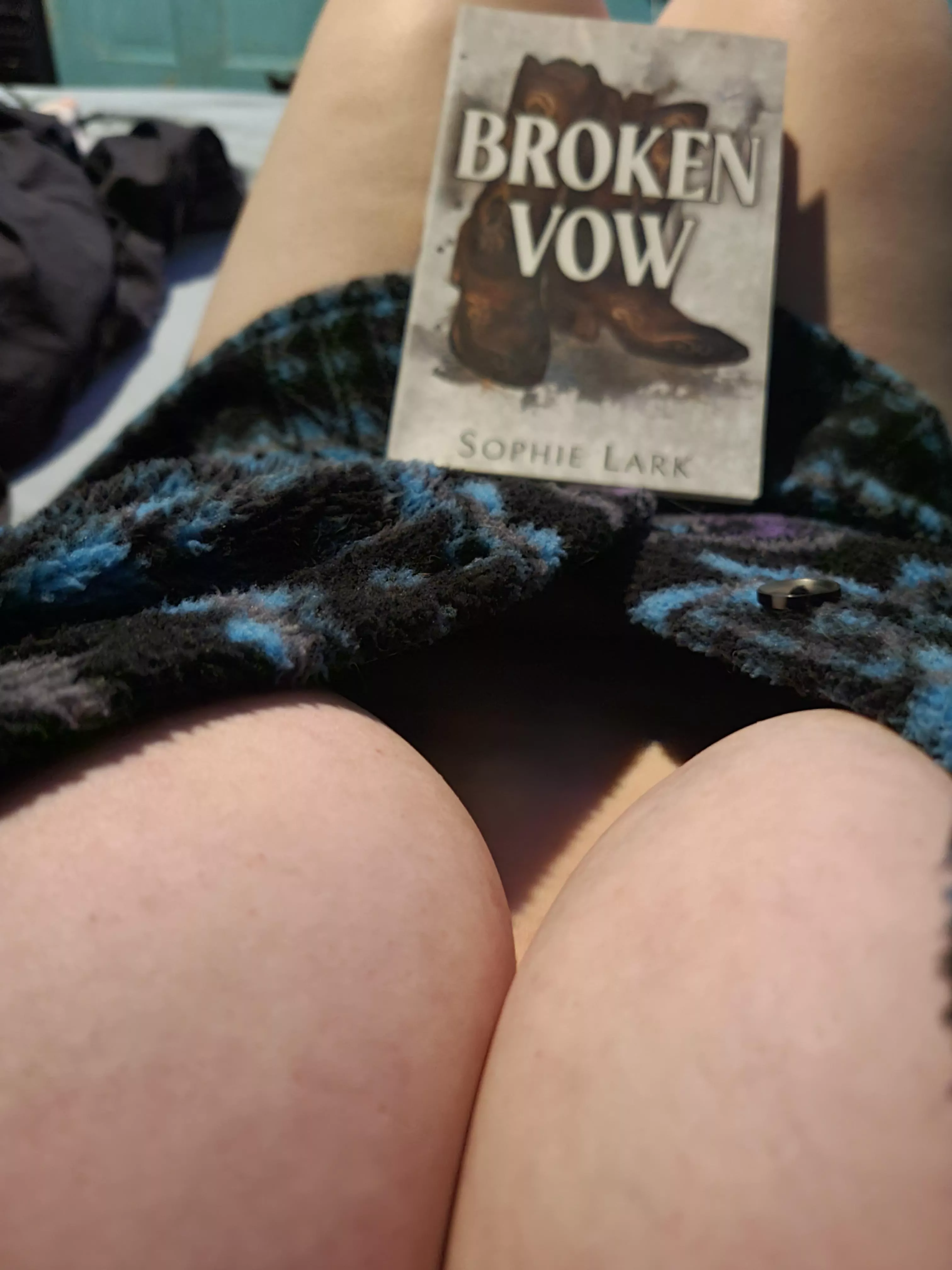 Different angle 😈 posted by AmberAngel1025x