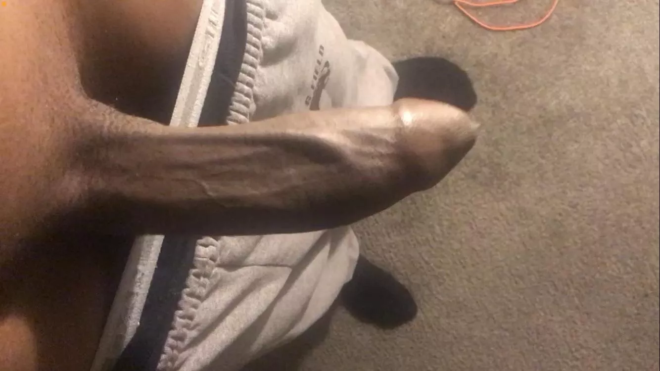 Fat long dick 😩 posted by Kooky_Clue