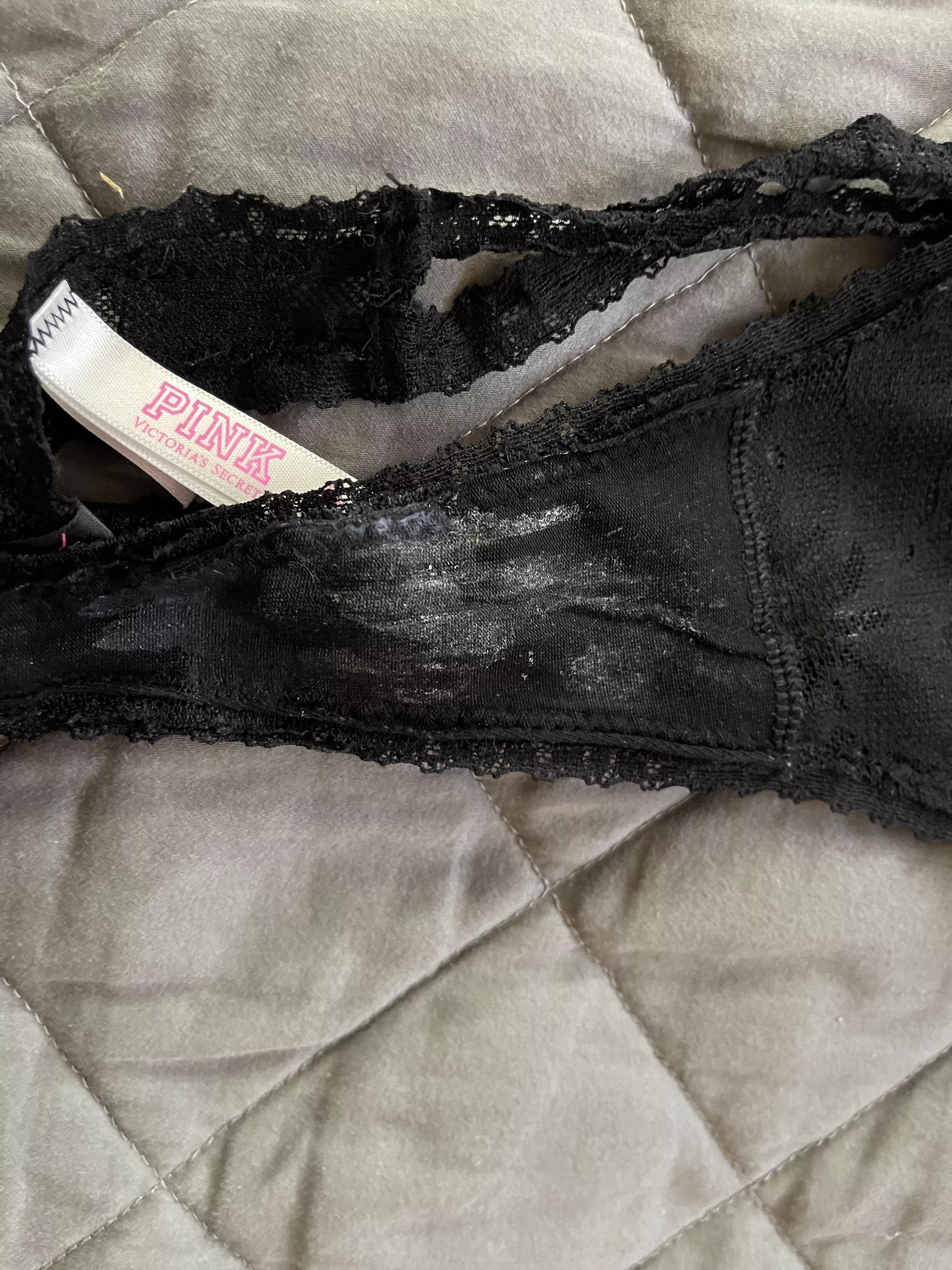 Got horny in the gym and creamed my panties posted by sexypresley