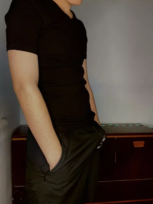 gray or black shorts? by MikkieGrayy