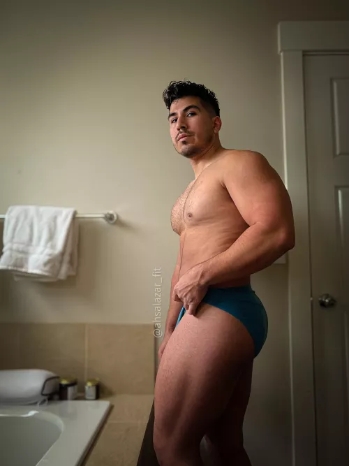 Hey Bro… by Antonio_H_Salazar