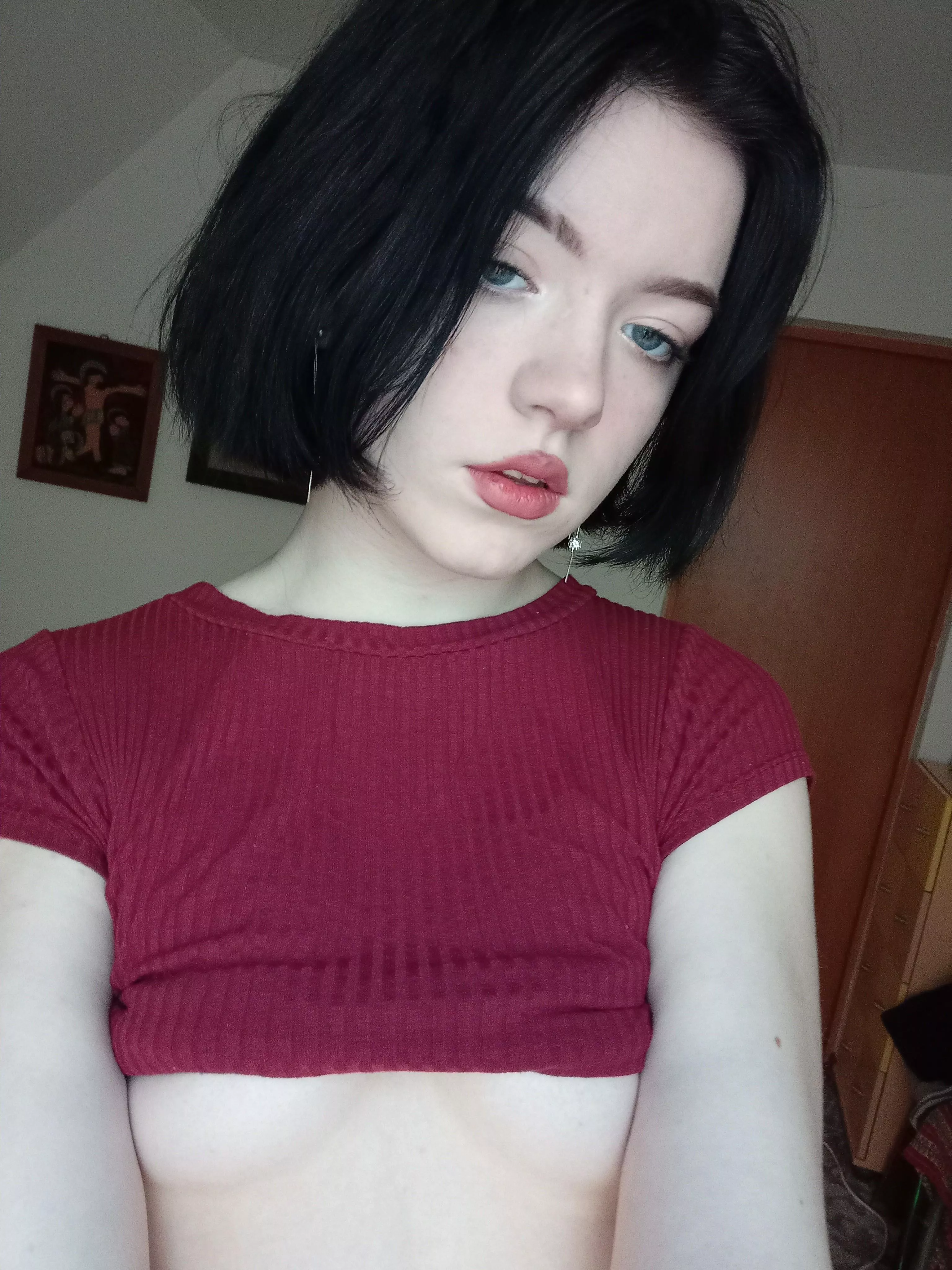 hmm should I suffocate you with my tits or ass🤍 posted by CurveAcrobatic1279