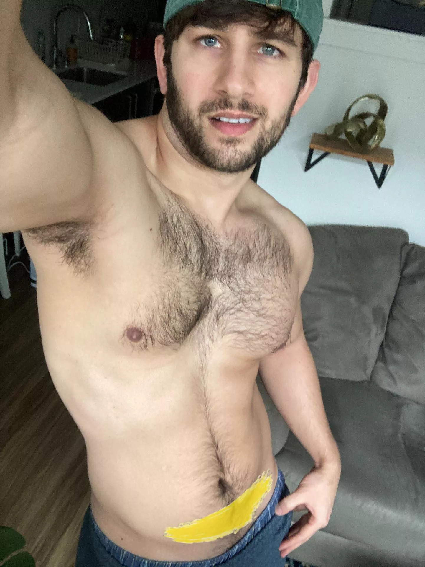 I applied some yellow paint so you know where your head should be 😈 posted by leolyons_94