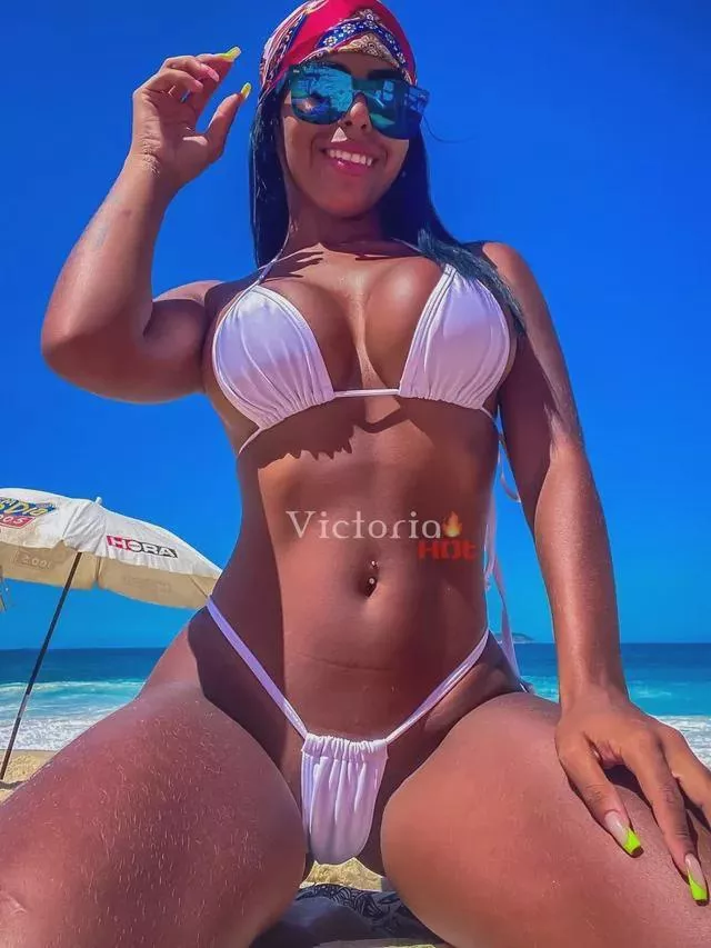 I love sunny days!! posted by roomofvictoriahot