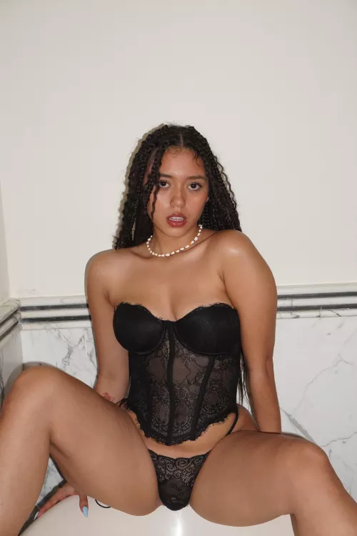 I want to fuck on my work break by Device_Innocent486