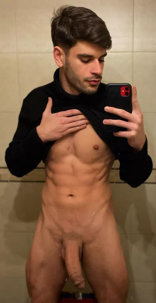 If we were roommates, is it okay if I walk around naked? [21] by temptationking