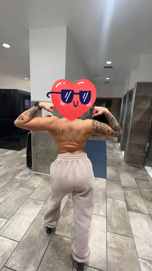 I’m tryna get a fatter ass 🥺🥺 by miamelts024