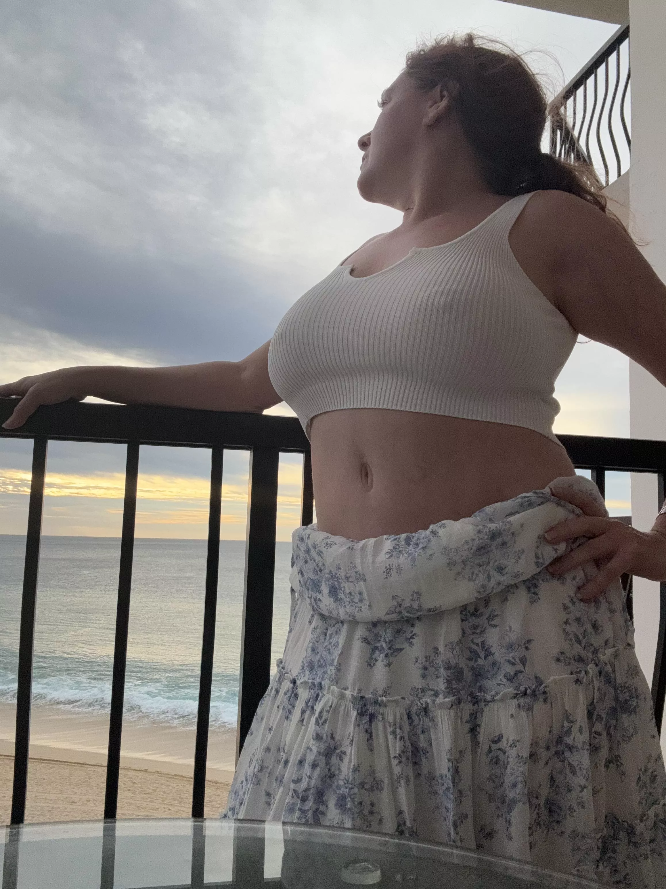 Look at the sunrise posted by Maggielinn2