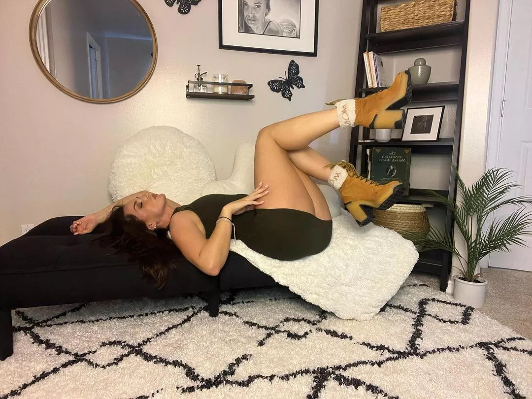 Nice boots posted by dbl_secret_redditor