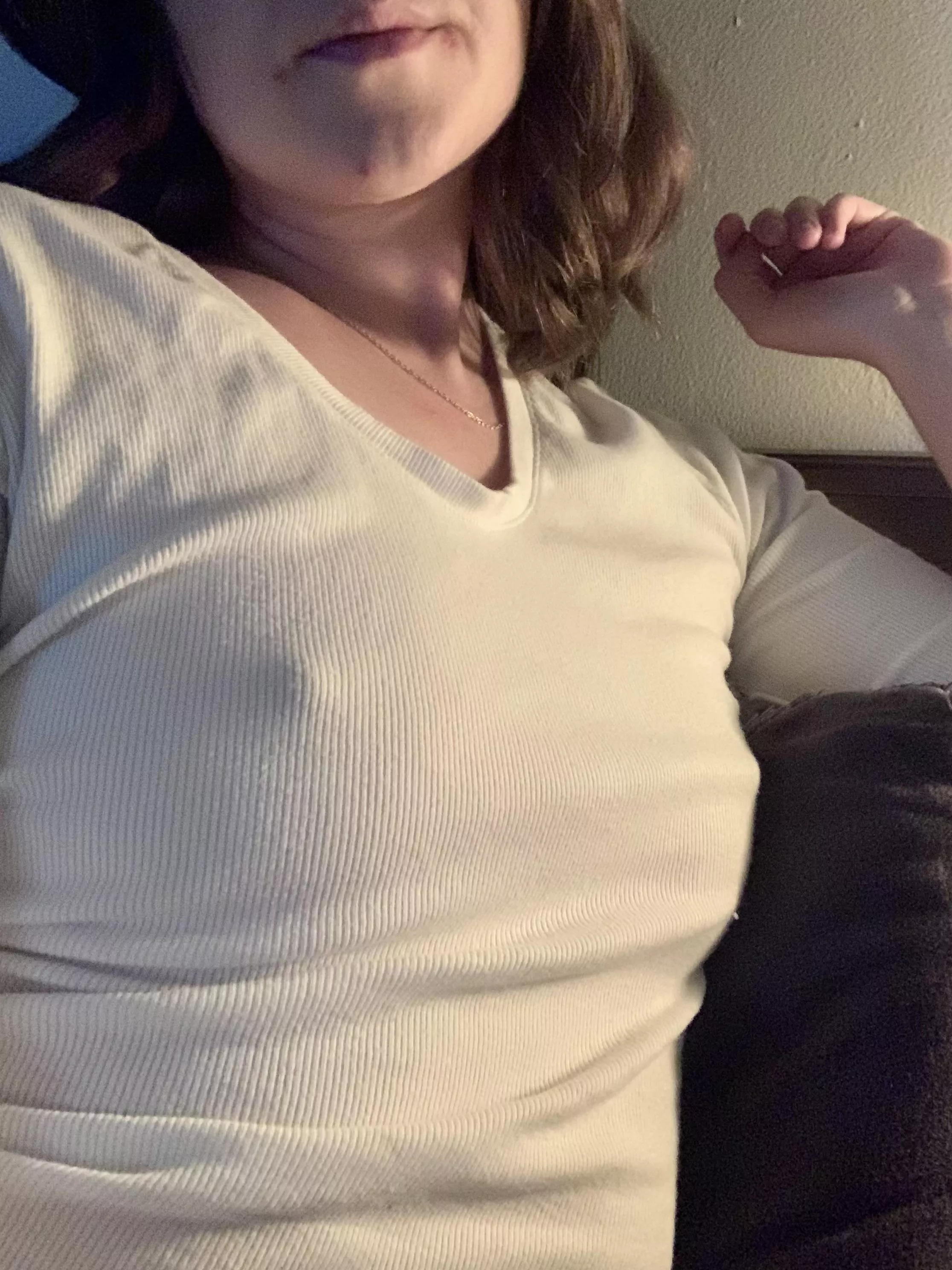 sel[f]ies in bed posted by notabadpoppy