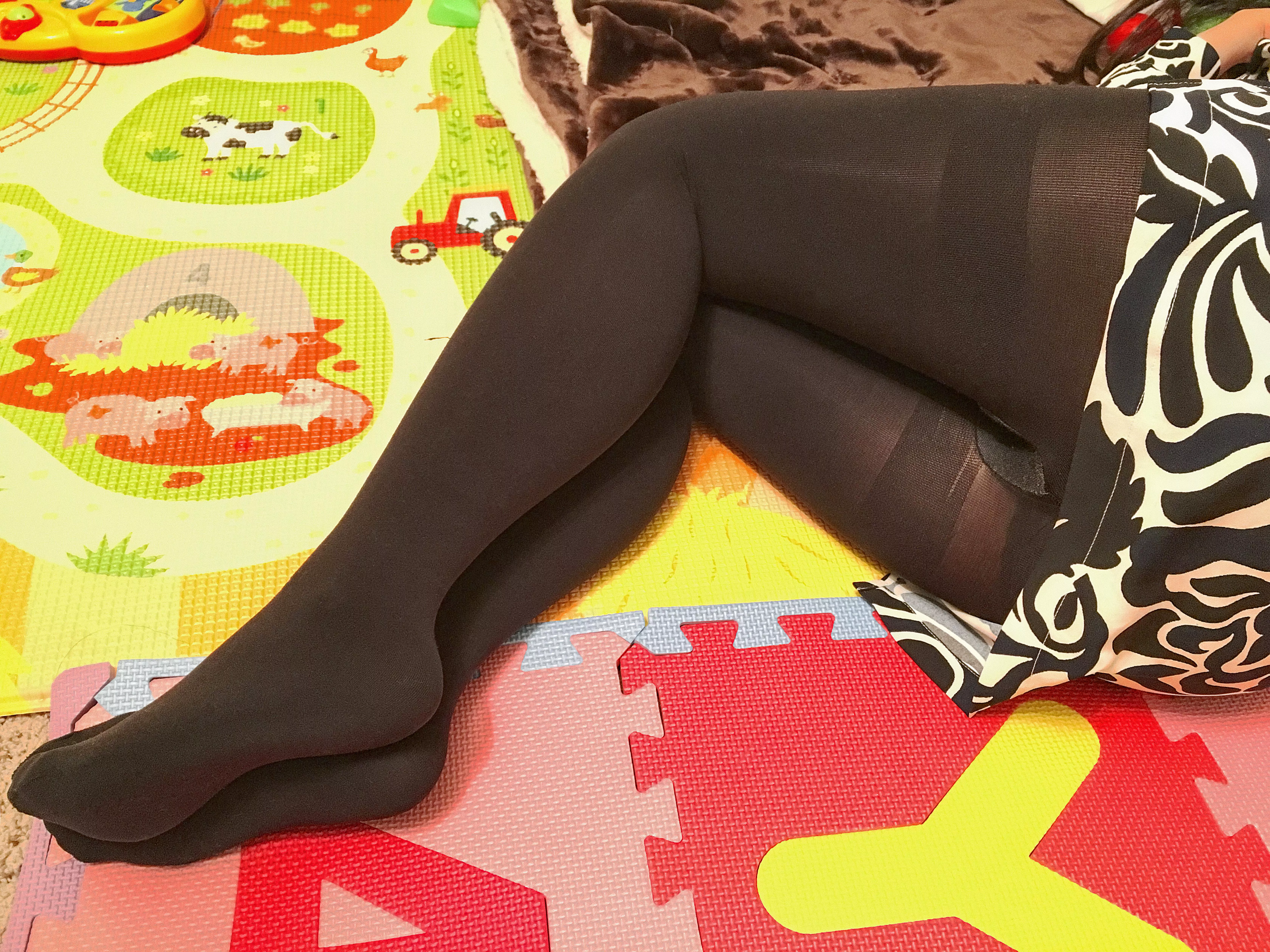 Taking a break from babysitting posted by horneymaestro