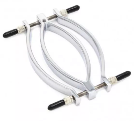 Those who have tried pussy lockers, did you like it? Was it more or less denial than with a regular device? by darkness_shall_come