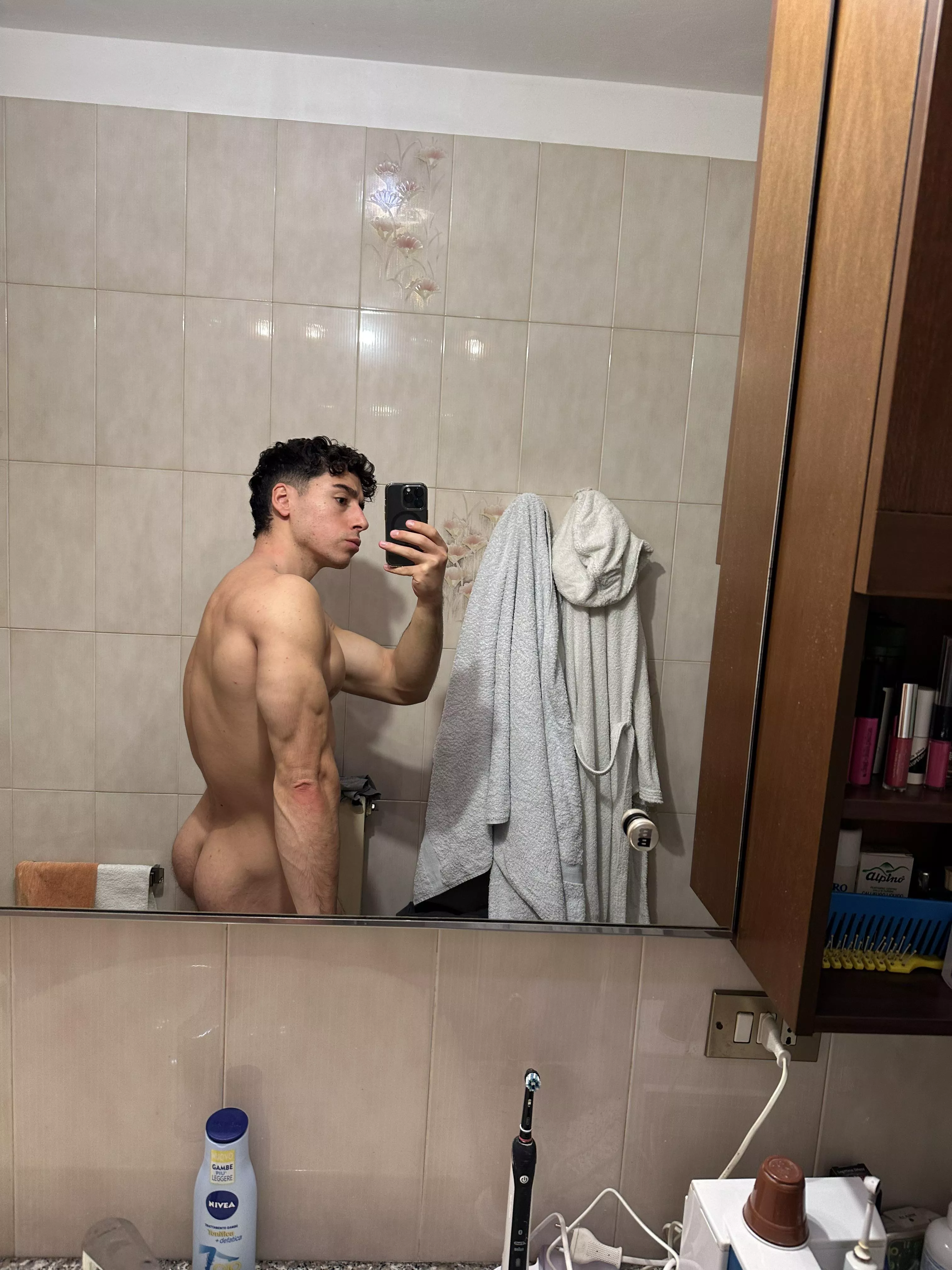 What’s the first thought that comes to your mind? Be truthful.. posted by Elegant_Reality_2028