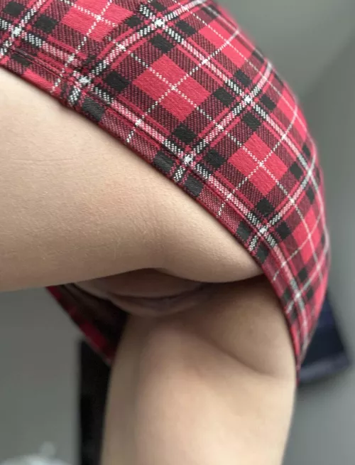 You would like to be my skirt by AstutelyRefuel