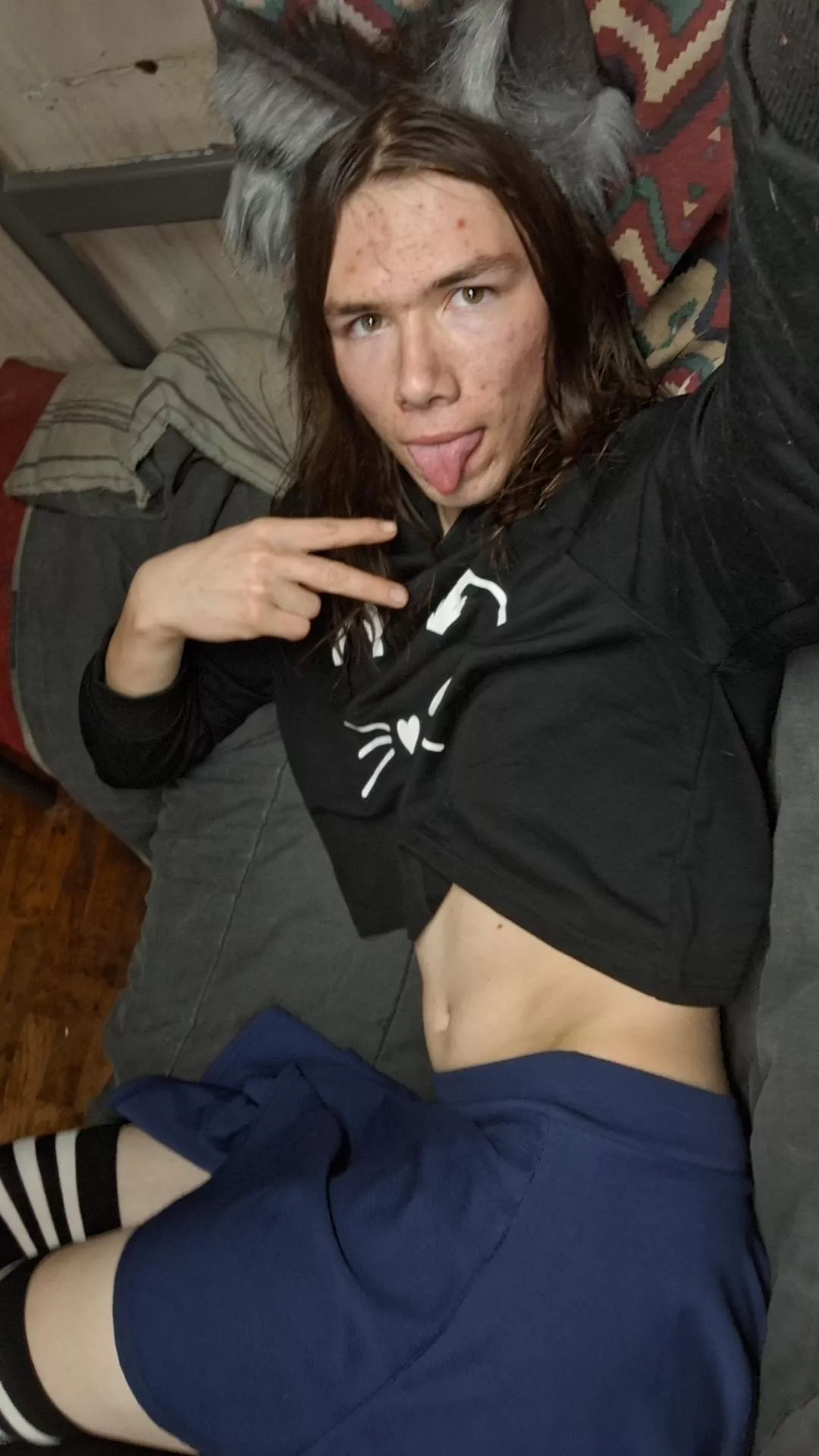 19m come play with you kitty!! posted by femboybutters