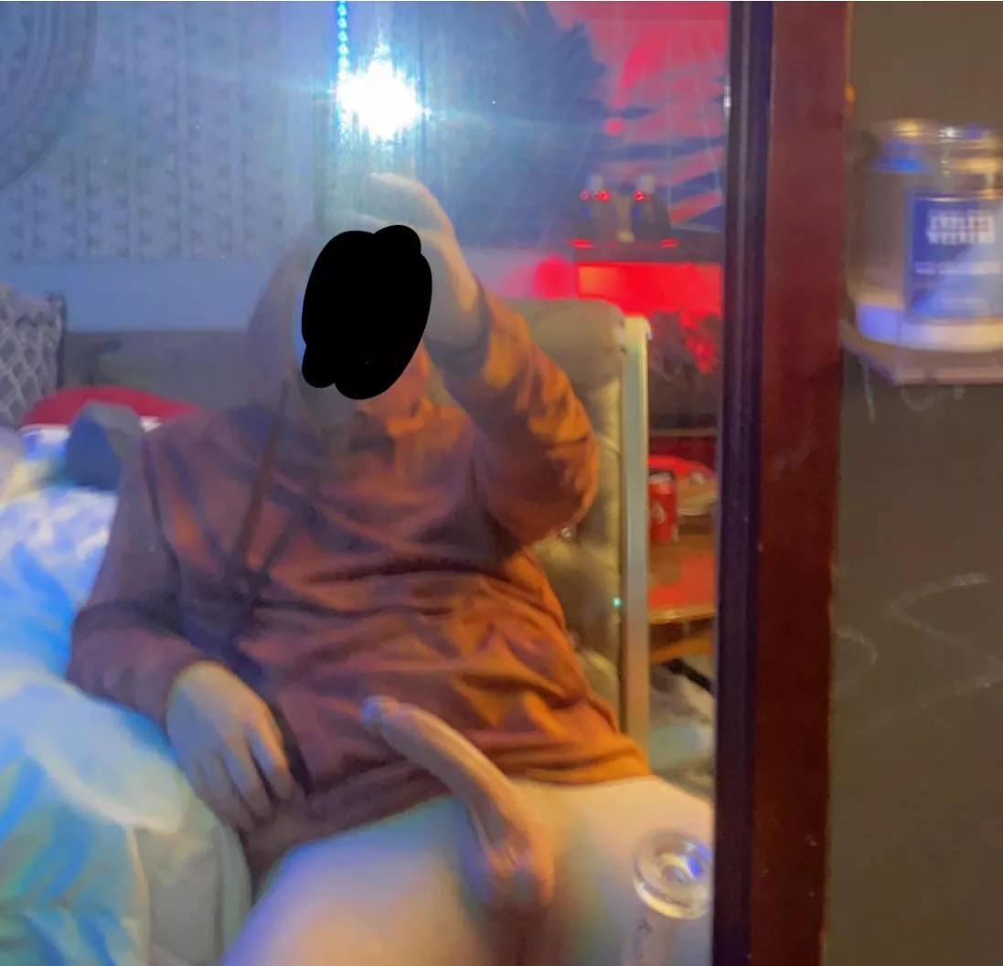 23 m USA top looking for hairy bottoms and chubby big booty bottoms snap me lemme see add my snap, rustyyy.t posted by Possibileown123