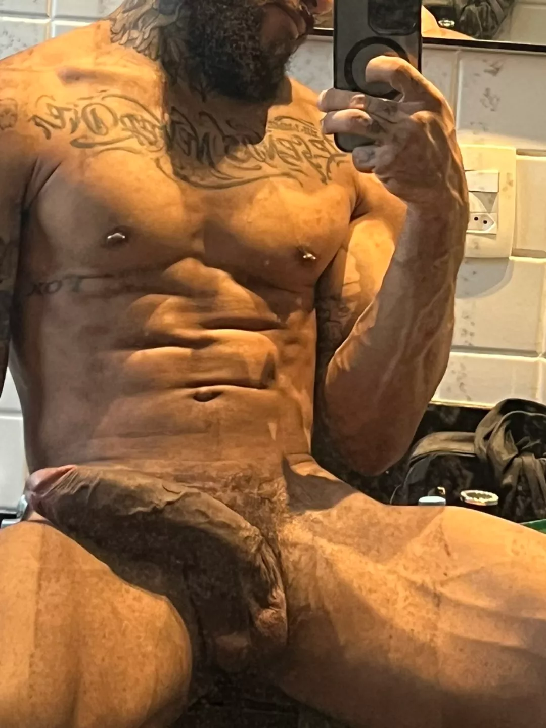 28. Looking for a smooth ass. Sn lartora24 posted by Lonely_Hunter428