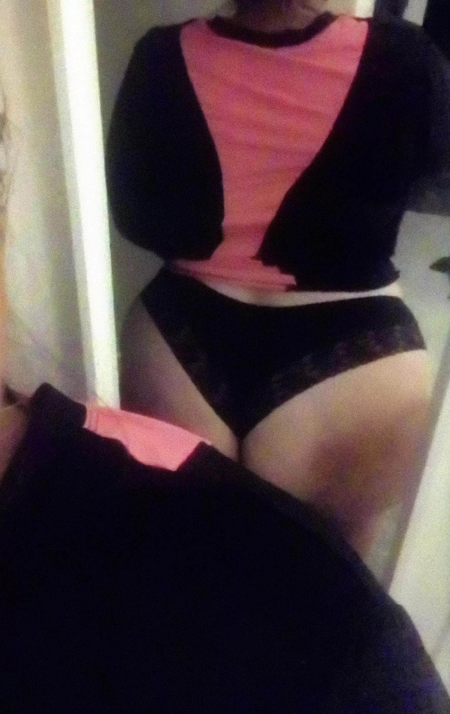 45. I think I know where all my mom pounds goes 😬 posted by Shy_nerd99