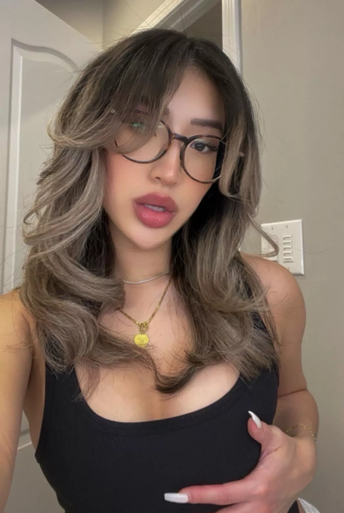 Are you saying hi? posted by notaverage22