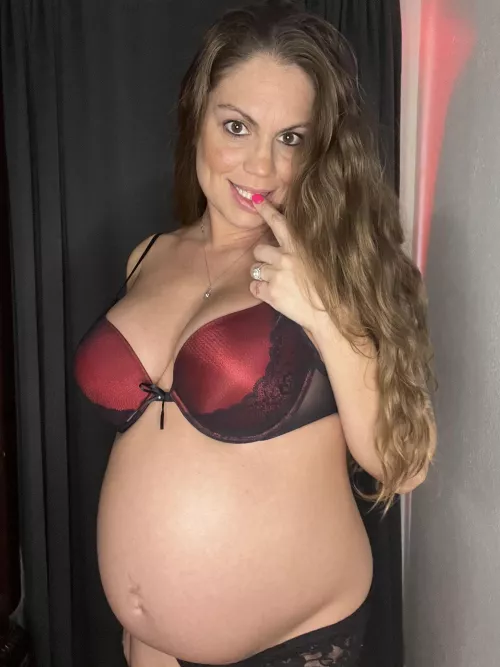 Come real close…I want to show you my freaky little secret… by ninedc