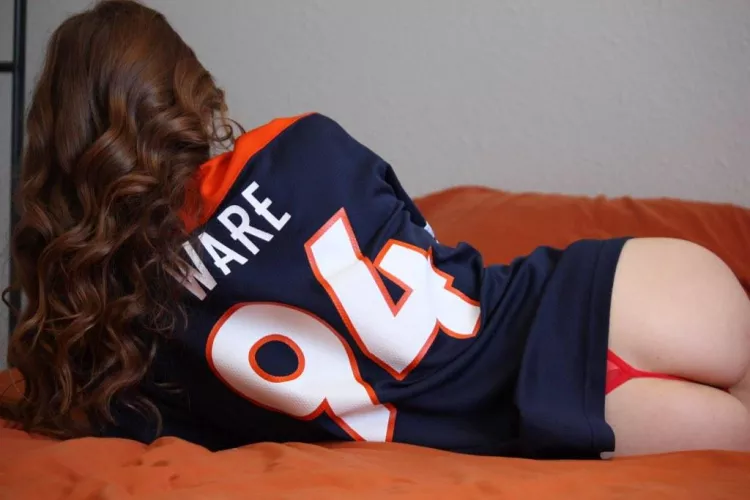 Come watch the game with me? by rubykayy1