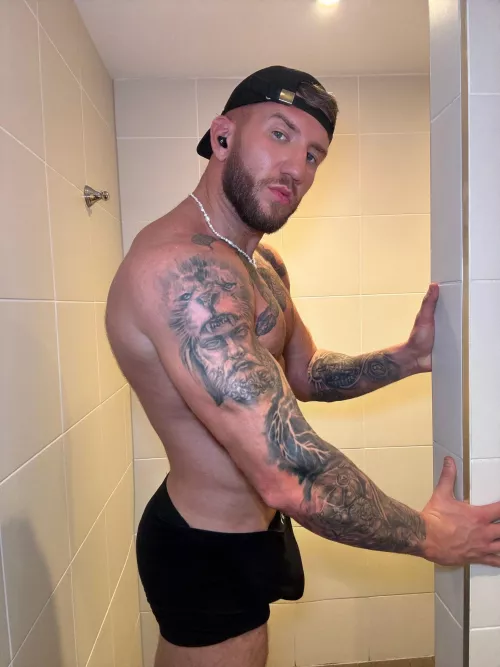 Fuck my butt while standing by onlybigj