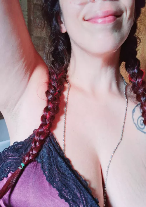 Good rainy monday by Witchielavender