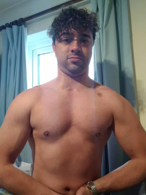 Hey how is everyone? by thatg4yboy