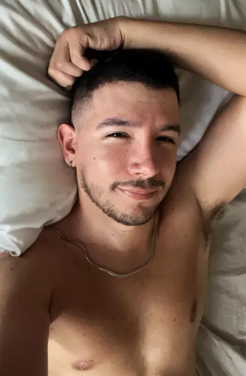 Hola hola by yeizi28