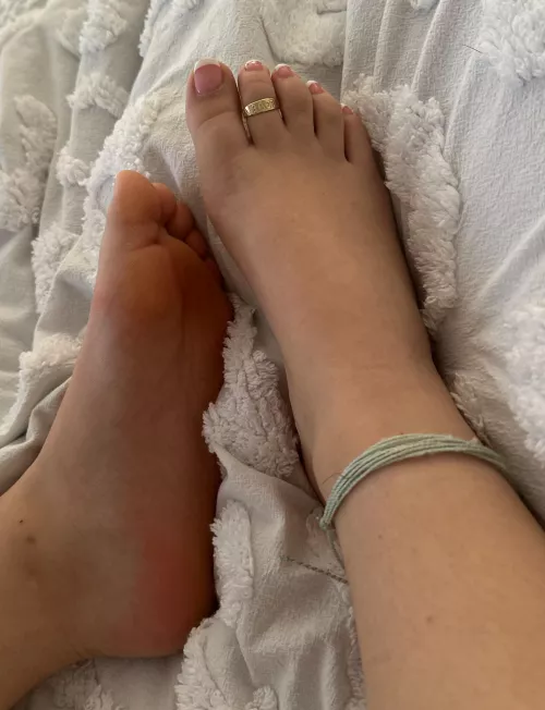 how bad do u want ur dick in between my toes🤭 by addison8-
