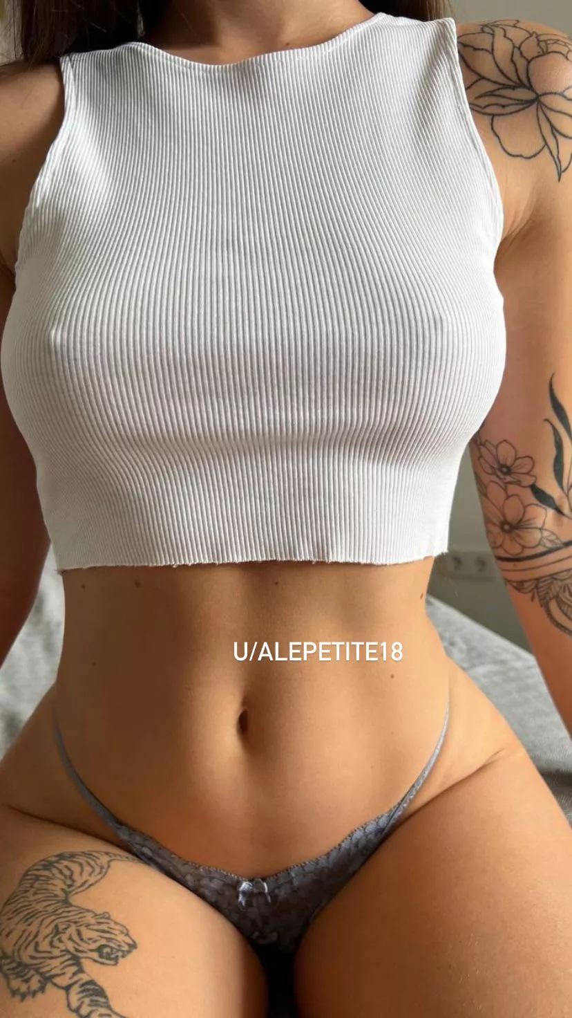 I hope you prefer small boobs posted by alepetite18