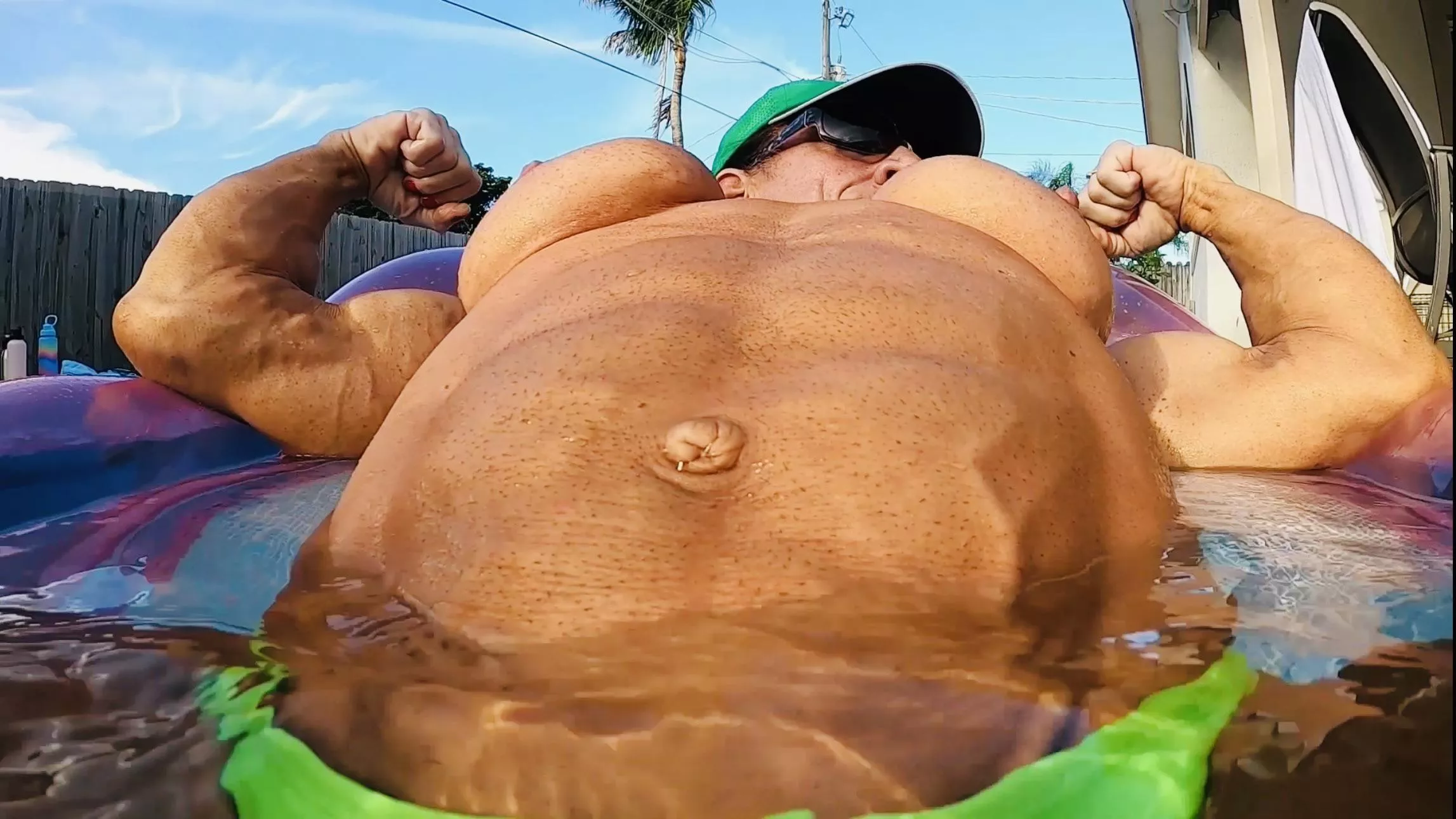 I like to turn it up to 11 posted by anniedoll1