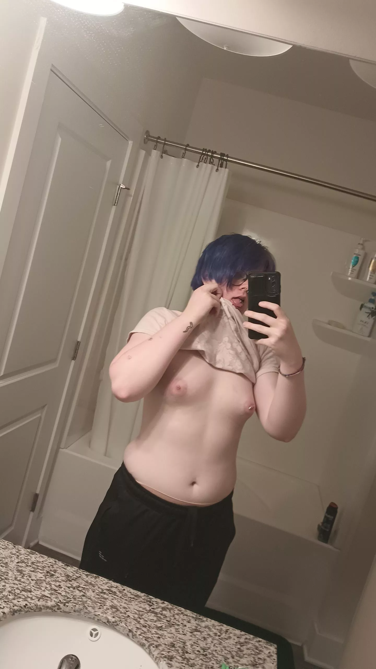 I've chopped off my hair and ripped out one of my nipple rings since i last posted <3 posted by Amethyst_Kage