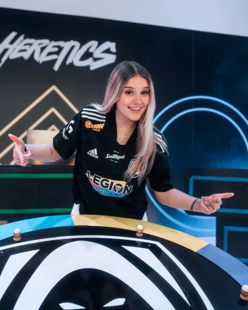 Lia Sikora by small44