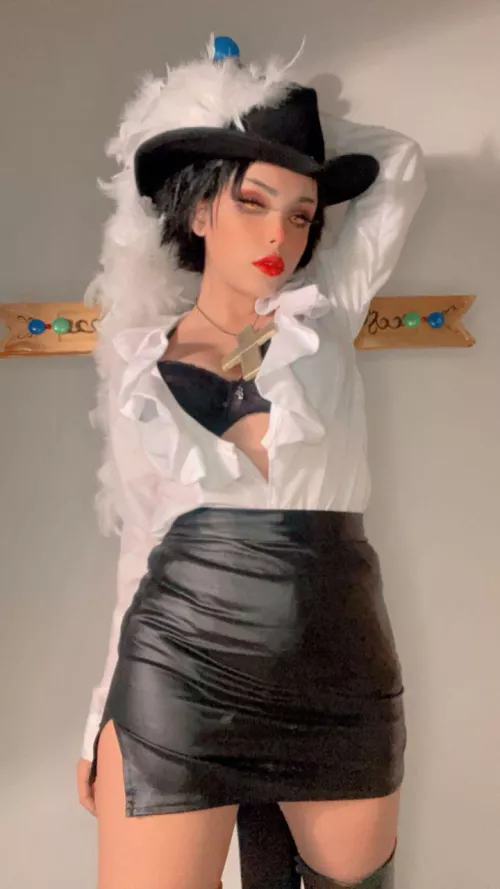 Mihawk Fem (Heart Thief) [One Piece] by Heart_Thief88