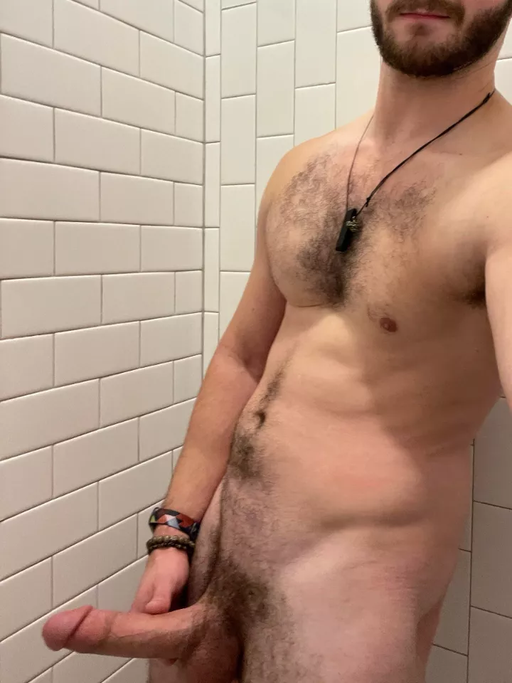 Not too hairy, I wish I had more posted by seduardo11