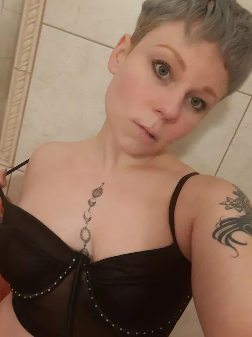 Please help me take this off 🥺😘 by Turbulent_Rip_9542