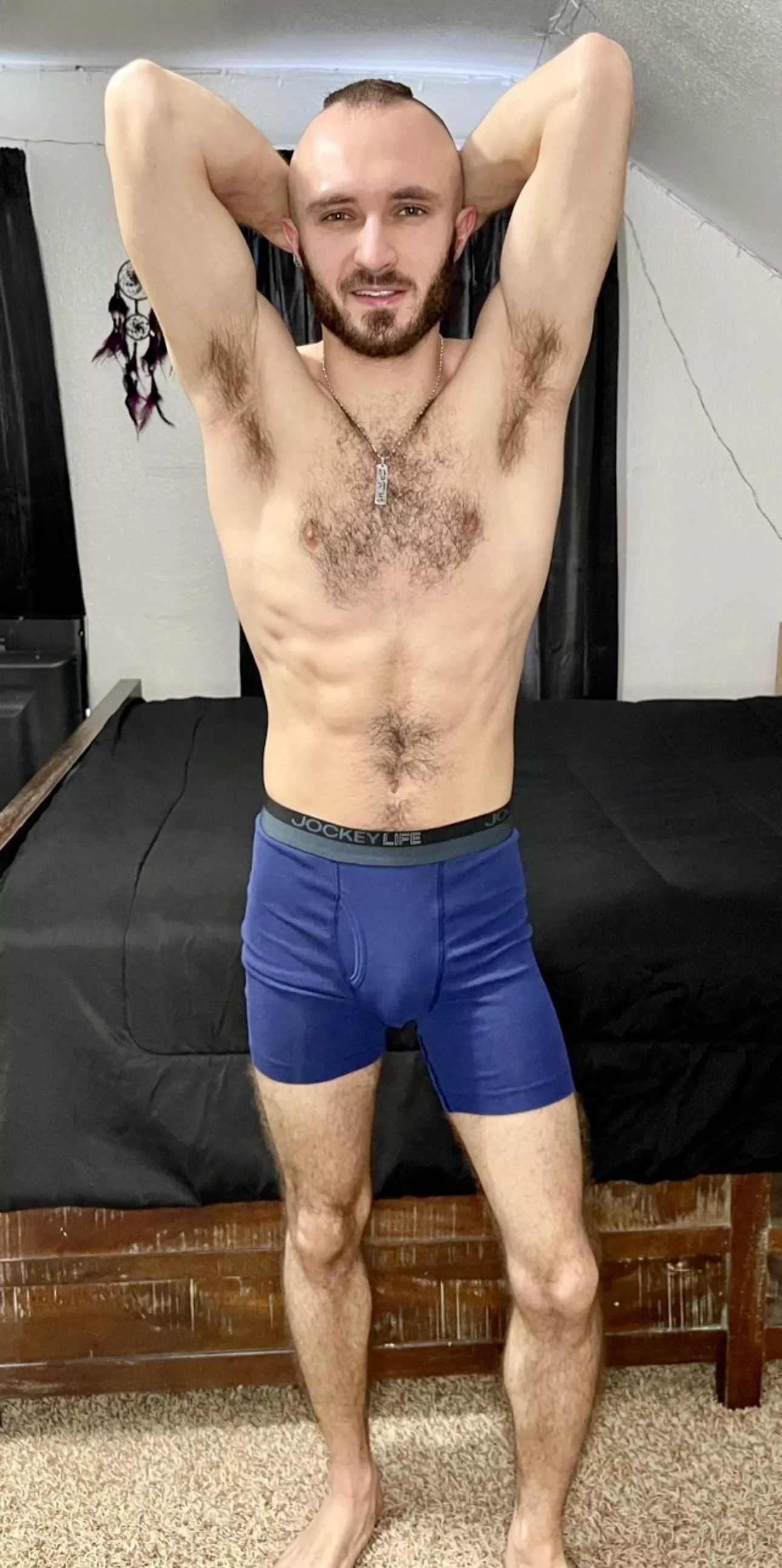 Slight outline lol posted by JonOnline95