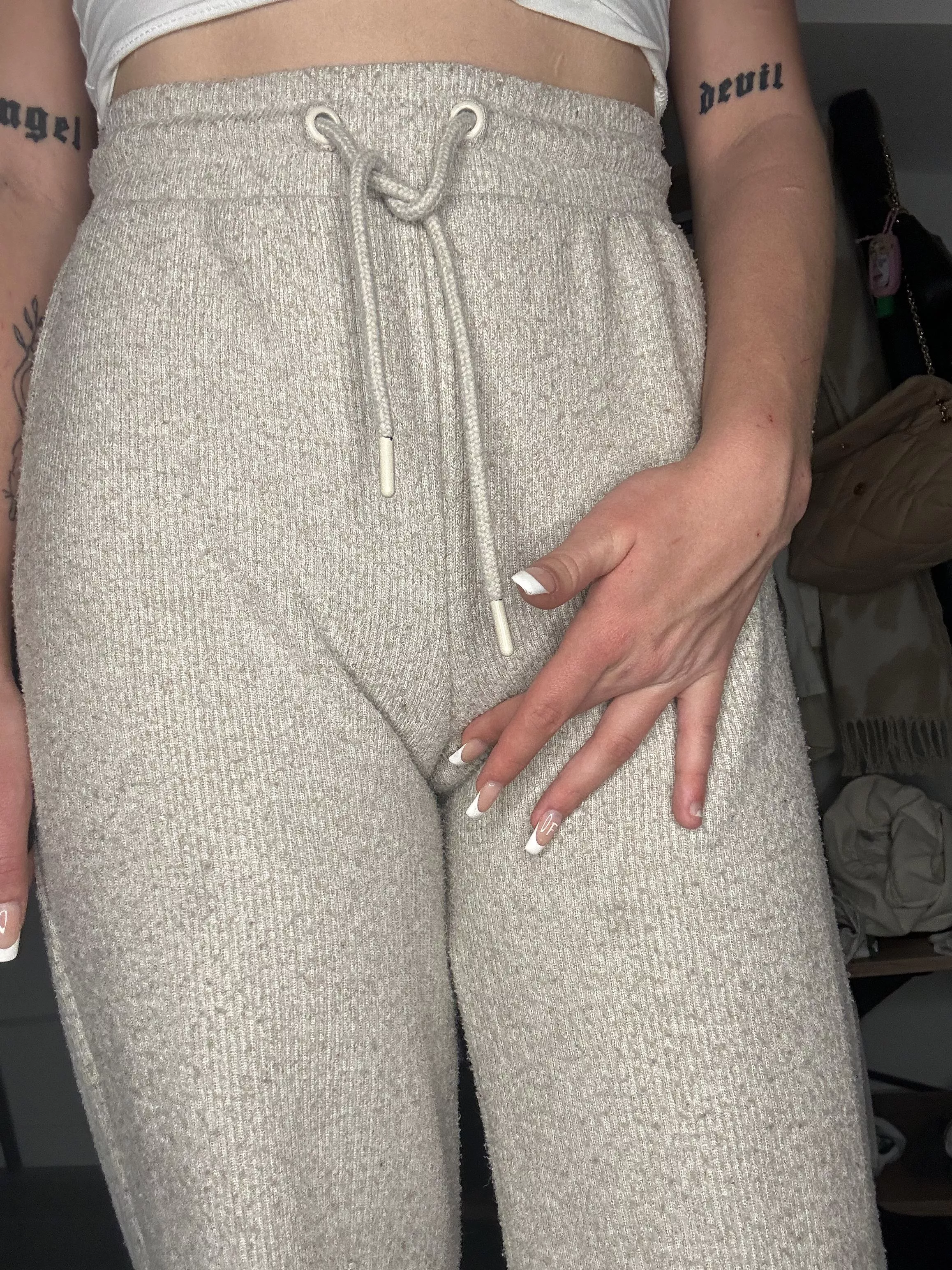 Small and pitty posted by zmot25